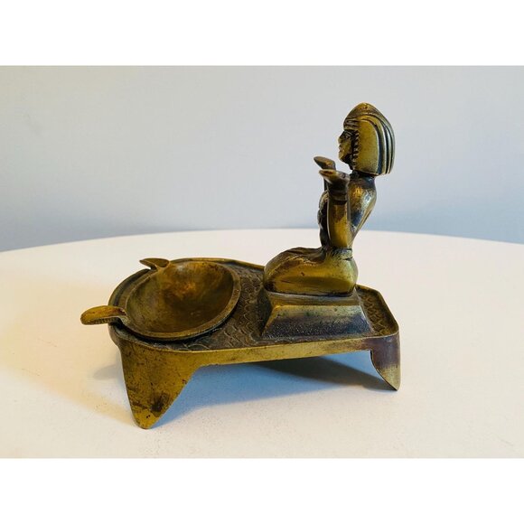 Vintage Brass Egyptian Themed Ashtray, Trinket Dish, Egyptian Goddess Ashtray - Picture 3 of 10
